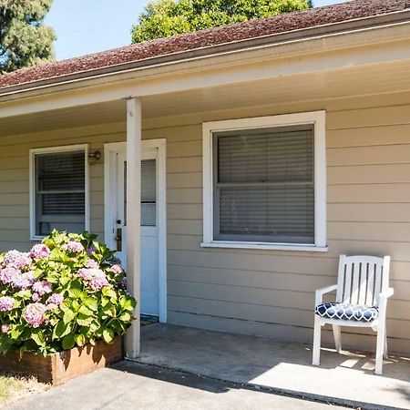 West End Neighborhood Cottage Santa Rosa Exteriér fotografie